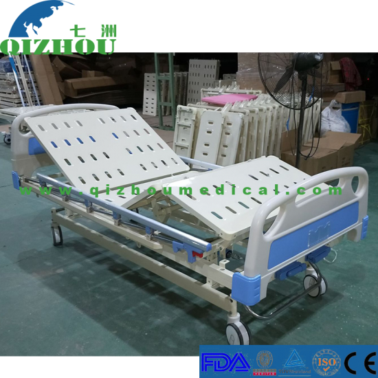 Two Cranks Manual Hospital Bed With Central Control Brake Casters - Click Image to Close